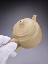 Load image into Gallery viewer, Fully Handmade Benshan Lüni DeZhong Teapot by Hu Manshan 胡漫山本山绿泥德钟 230ml