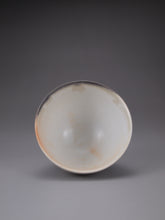 Load image into Gallery viewer, Ink Painting Series Teacup by Taoshan Studio No.1 桃山房赤白杯 100ml