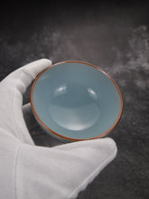 Load image into Gallery viewer, 100ml Azure Ruyao PinmingTeacup 汝窑天青品茗杯