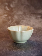Load image into Gallery viewer, 100ml Renaissance Series Ruyao Sunflower Teacup 汝窑复古釉葵口杯