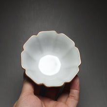 Load image into Gallery viewer, 100ml Red Ruyao Hibiscus Teacup 汝窑霁红葵口杯