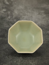 Load image into Gallery viewer, 100ml Renaissance Series Ruyao Big Octagon Teacup 汝窑复古釉八角杯