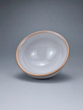 Load image into Gallery viewer, 100ml Ltd. Ed. Ruyao FangHua Yashou Teacup 芳华汝窑压手杯