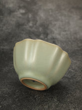 Load image into Gallery viewer, 100ml Renaissance Series Ruyao Sunflower Teacup 汝窑复古釉葵口杯