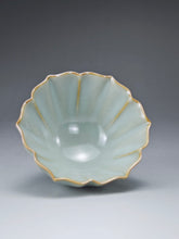 Load image into Gallery viewer, Pair of Matching 100ml Flower Azure Ruyao Teacups 天青汝窑荷叶边对杯