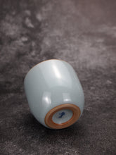 Load image into Gallery viewer, 100ml Azure Ruyao Zhili Teacup 汝窑天青直立杯