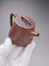 Load image into Gallery viewer, 104ml Tall Shipiao Teapot by Li Wenxin 李文新泥兴高石瓢壶