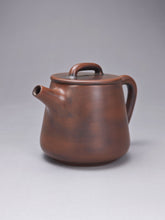 Load image into Gallery viewer, 104ml Tall Shipiao Teapot by Li Wenxin 李文新泥兴高石瓢壶