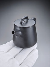 Load image into Gallery viewer, 105ml Tall Shipiao Teapot by Li Wenxin 李文新泥兴高石瓢壶
