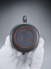 Load image into Gallery viewer, 105ml Tall Shipiao Teapot by Li Wenxin 李文新泥兴高石瓢壶