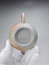 Load image into Gallery viewer, Wood Fired Jiangponi Julun Yixing Teapot 柴烧降坡泥巨轮珠 105ml