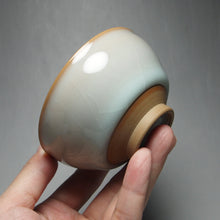 Load image into Gallery viewer, 105ml Ltd. Ed. Ruyao FangHua Beauty’s Shoulder Teacup 芳华汝窑美人肩