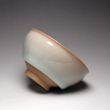 Load image into Gallery viewer, 105ml Ltd. Ed. Ruyao FangHua Beauty’s Shoulder Teacup 芳华汝窑美人肩