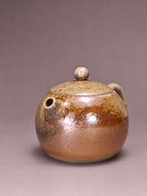 Load image into Gallery viewer, Wood Fired Tall Xishi Nixing Teapot by Li Wenxin 李文新柴烧坭兴高西施壶 125ml