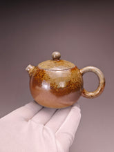 Load image into Gallery viewer, Wood Fired Tall Xishi Nixing Teapot by Li Wenxin 李文新柴烧坭兴高西施壶 125ml