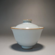 Load image into Gallery viewer, Medium Moon White Ruyao Gaiwan 月白汝窑盖碗