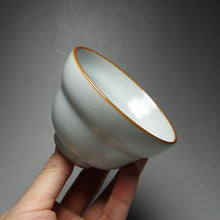 Load image into Gallery viewer, 110ml Moon White Ruyao Zheyao Teacup 月白汝窑折腰杯