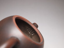 Load image into Gallery viewer, 110ml Dragon Egg Nixing Teapot 坭兴龙蛋壶 by Wu Sheng Sheng