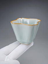 Load image into Gallery viewer, Pair of Matching 110ml Tulip Ruyao Teacups 天青汝窑郁金香杯组
