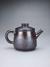 Load image into Gallery viewer, Wood Fired Wide Julunzhu Nixing Teapot by Li Wenxin 李文新柴烧巨轮珠 110ml