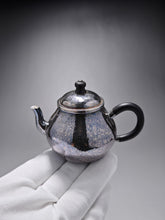 Load image into Gallery viewer, PRE-ORDER: 999 Pure Silver Handmade Pear Teapot 全手工纯银999梨形壶 110ml