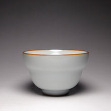 Load image into Gallery viewer, 110ml Moon White Ruyao Zheyao Teacup 月白汝窑折腰杯