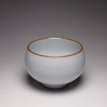 Load image into Gallery viewer, 110ml Moon White Ruyao Round Teacup 汝窑月白圆珠杯