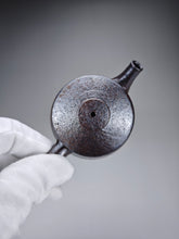 Load image into Gallery viewer, Wood Fired Wide Julunzhu Nixing Teapot by Li Wenxin 李文新柴烧巨轮珠 110ml