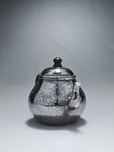Load image into Gallery viewer, PRE-ORDER: 999 Pure Silver Handmade Pear Teapot 全手工纯银999梨形壶 110ml