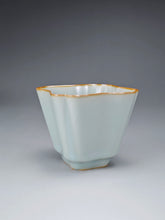 Load image into Gallery viewer, Pair of Matching 110ml Tulip Ruyao Teacups 天青汝窑郁金香杯组