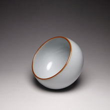 Load image into Gallery viewer, 110ml Moon White Ruyao Round Teacup 汝窑月白圆珠杯