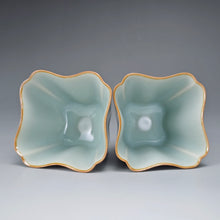 Load image into Gallery viewer, Pair of Matching 110ml Tulip Ruyao Teacups 天青汝窑郁金香杯组