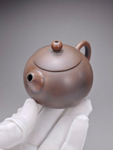 Load image into Gallery viewer, 111ml Xishi Nixing Teapot by Li Wenxin 李文新坭兴西施壶