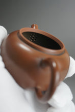 Load image into Gallery viewer, 115ml Classic Round Nixing Teapot by Li Wenxin李文新坭兴仿古