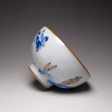 Load image into Gallery viewer, 115ml Qinghua Two Ducks Moon White Ruyao Teacup 青花汝窑芦苇双鸭杯