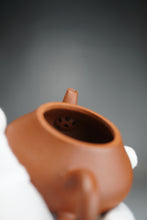 Load image into Gallery viewer, Zhuni Dahongpao Junde Yixing Teapot 朱泥大红袍君德 115ml