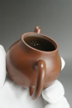 Load image into Gallery viewer, 115ml Eggplant Teapot by Li Wenxin 李文新茄瓜泥兴壶