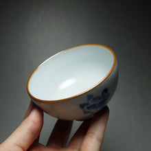 Load image into Gallery viewer, 115ml Qinghua Two Ducks Moon White Ruyao Teacup 青花汝窑芦苇双鸭杯