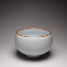 Load image into Gallery viewer, 115ml Moon White Ruyao Miaoyu Teacup 月白汝窑妙玉杯