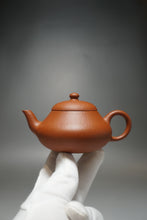 Load image into Gallery viewer, Zhuni Dahongpao Junde Yixing Teapot 朱泥大红袍君德 115ml