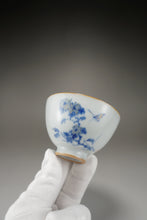 Load image into Gallery viewer, 120ml Qinghua Chrysanthemum and Butterfly Moon White Ruyao Teacup no.2 月白菊花蝶杯