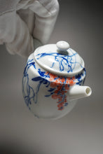 Load image into Gallery viewer, Qinghua Flowers Jingdezhen Fine Porcelain Teapot by Master KuangShi 青花匡石手绘高士壶 100ml
