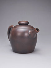 Load image into Gallery viewer, 120ml Julunzhu Nixing Teapot by Wu Sheng Sheng 吴盛胜坭兴巨轮珠壶