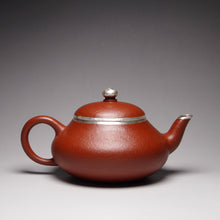 Load image into Gallery viewer, Zhuni Dahongpao Pear Yixing Teapot with Pure Silver 朱泥大红袍包银梨形壶 125ml