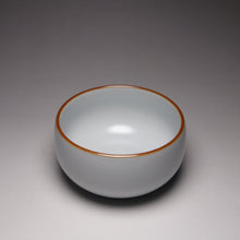 Load image into Gallery viewer, 125ml Moon White Ruyao Zen Teacup 月白汝窑禅定杯