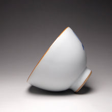 Load image into Gallery viewer, 125ml Qinghua Dragon Moon White Ruyao Teacup 青花汝窑龙杯