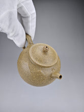 Load image into Gallery viewer, Lipini Lotus Flower Yixing Teapot 梨皮段泥莲华 125ml
