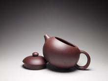 Load image into Gallery viewer, Lao Zini Xishi Yixing Teapot 老紫泥西施 125ml