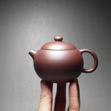 Load image into Gallery viewer, Lao Zini Xishi Yixing Teapot 老紫泥西施 125ml