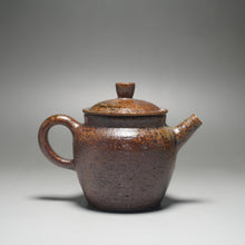 Load image into Gallery viewer, Wood Fired Classic Julunzhu Nixing Teapot by Li Wenxin 李文新柴烧坭兴壶 125ml